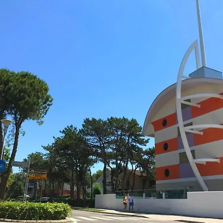 Enjoy Poolside Comfort - Beahost Apartment Bibione